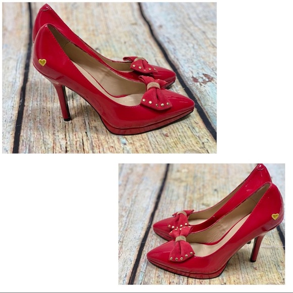 MOSCHINO EUC Red Patent Leather Studded Bow Pumps - Picture 4 of 16